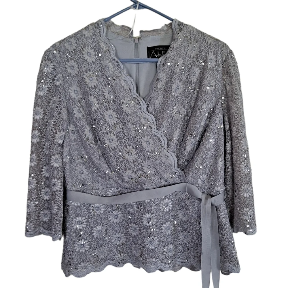Petite Alex Evenings purple v neck bedazzled lace tie waist top/blouse